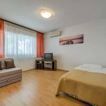 Apartment Luce Podstrana Extérieur photo